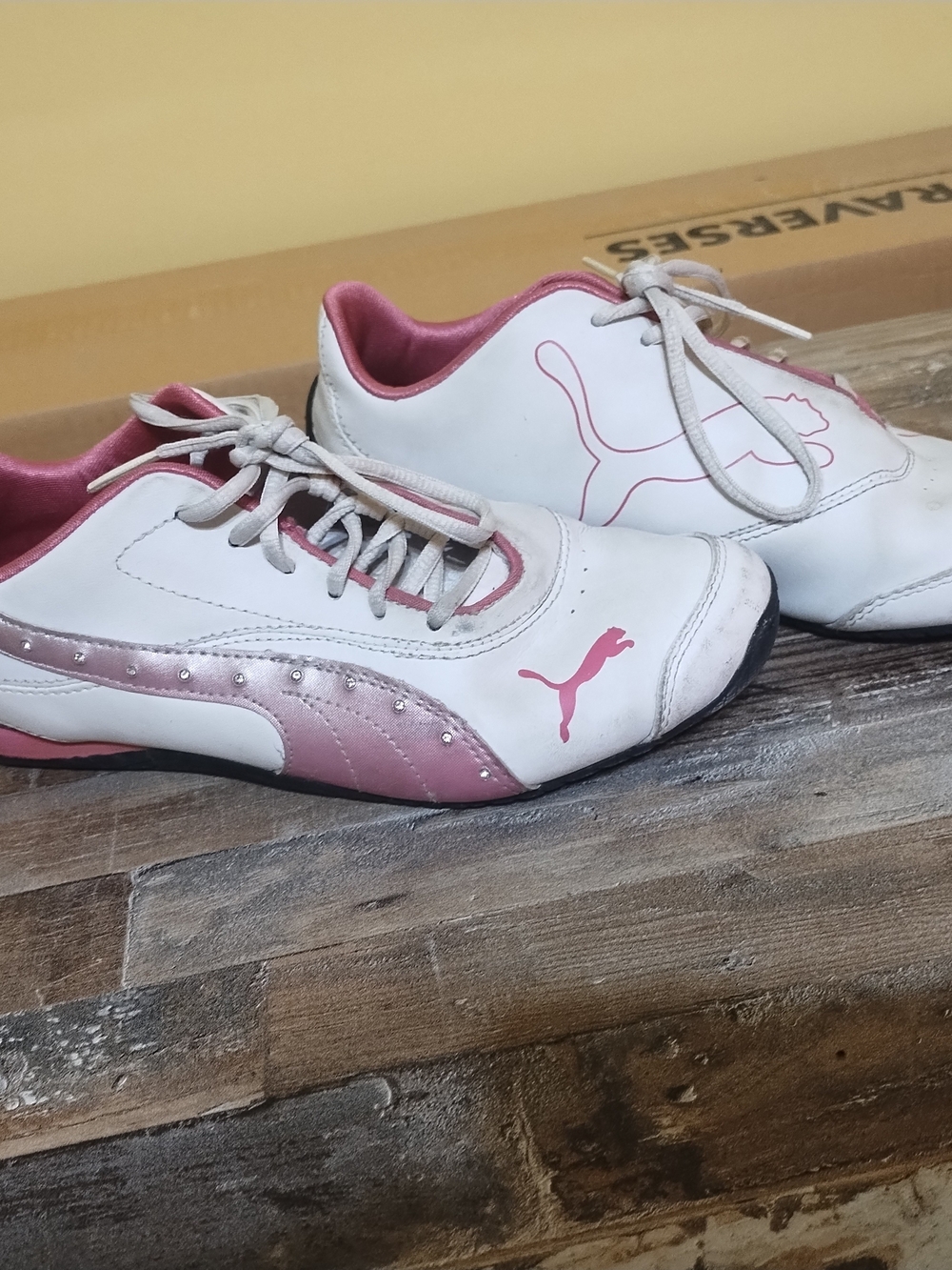 Puma Women's White and Pink Low-Top Sneakers - Picture 2 of 6